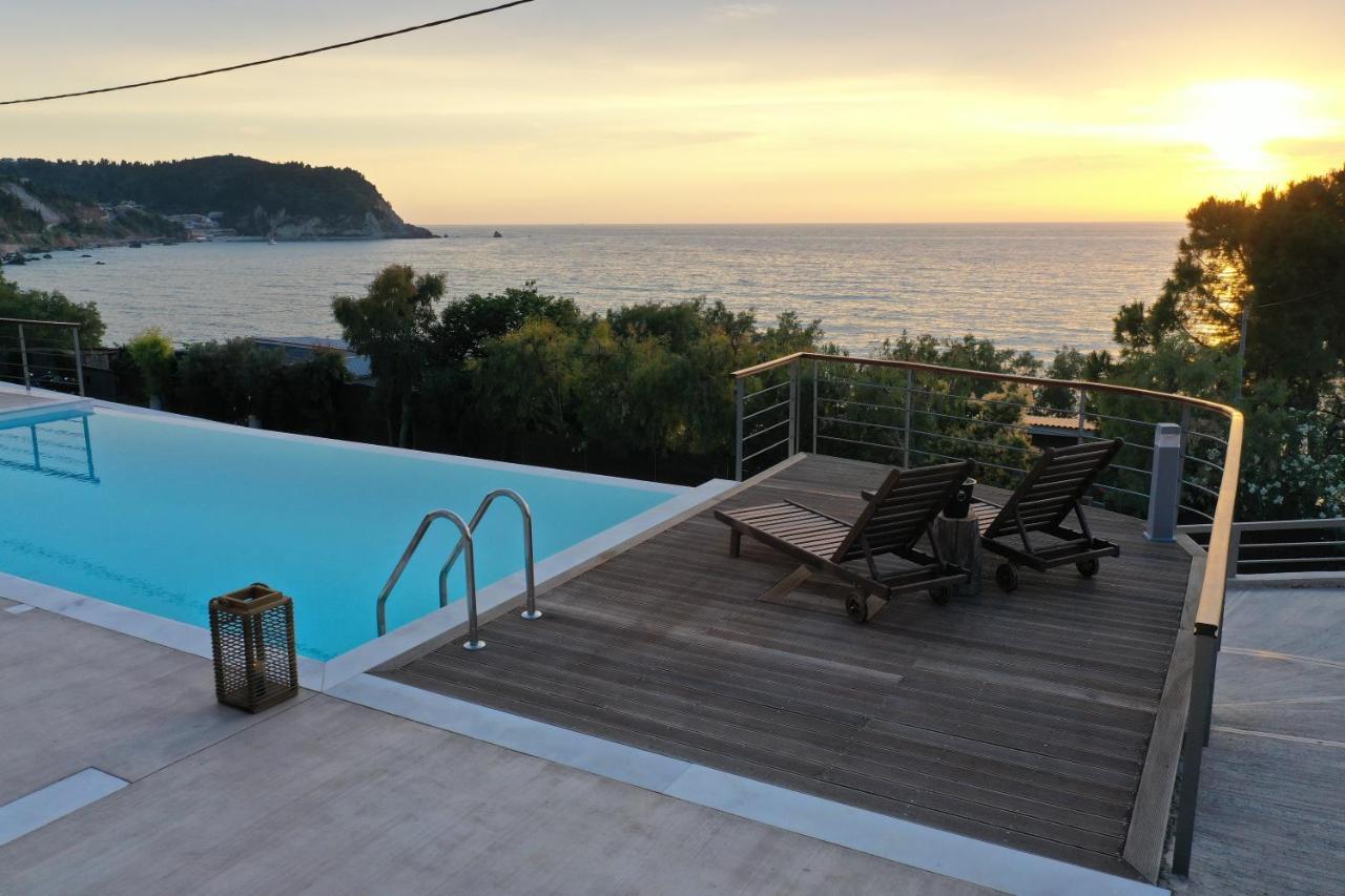 Capro - Milos Bay Villas Áyios Nikítas Dış mekan fotoğraf
