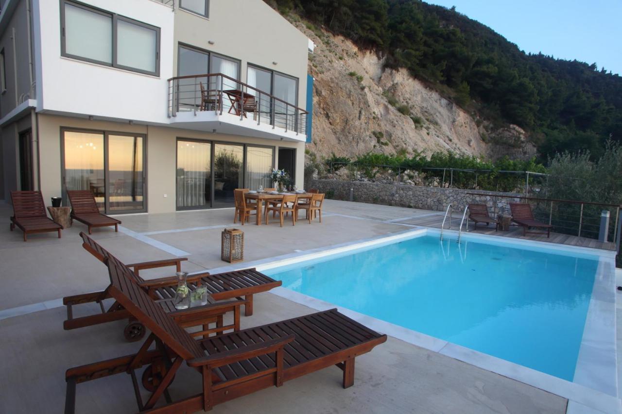 Capro - Milos Bay Villas Áyios Nikítas Dış mekan fotoğraf