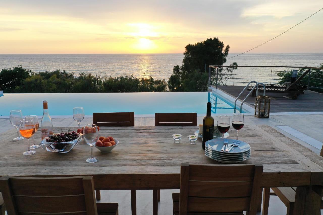 Capro - Milos Bay Villas Áyios Nikítas Dış mekan fotoğraf