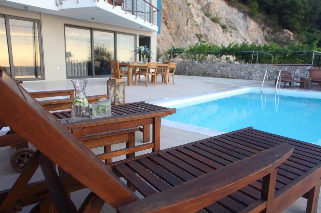 Capro - Milos Bay Villas Áyios Nikítas Dış mekan fotoğraf