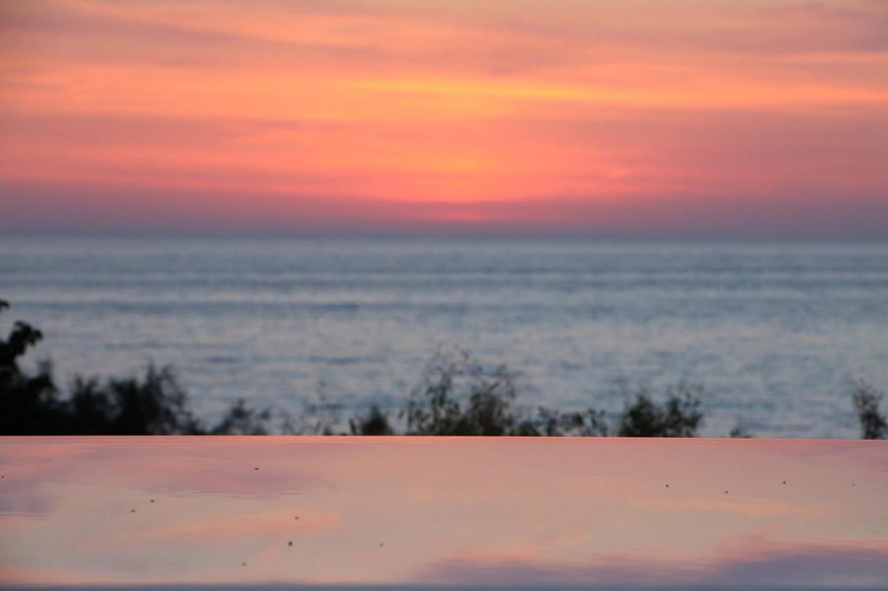 Capro - Milos Bay Villas Áyios Nikítas Dış mekan fotoğraf