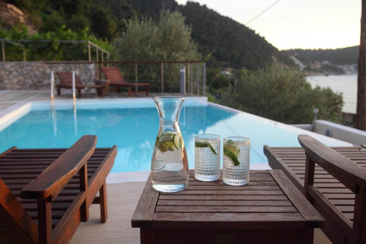 Capro - Milos Bay Villas Áyios Nikítas Dış mekan fotoğraf