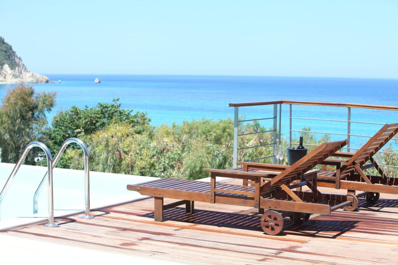 Capro - Milos Bay Villas Áyios Nikítas Dış mekan fotoğraf