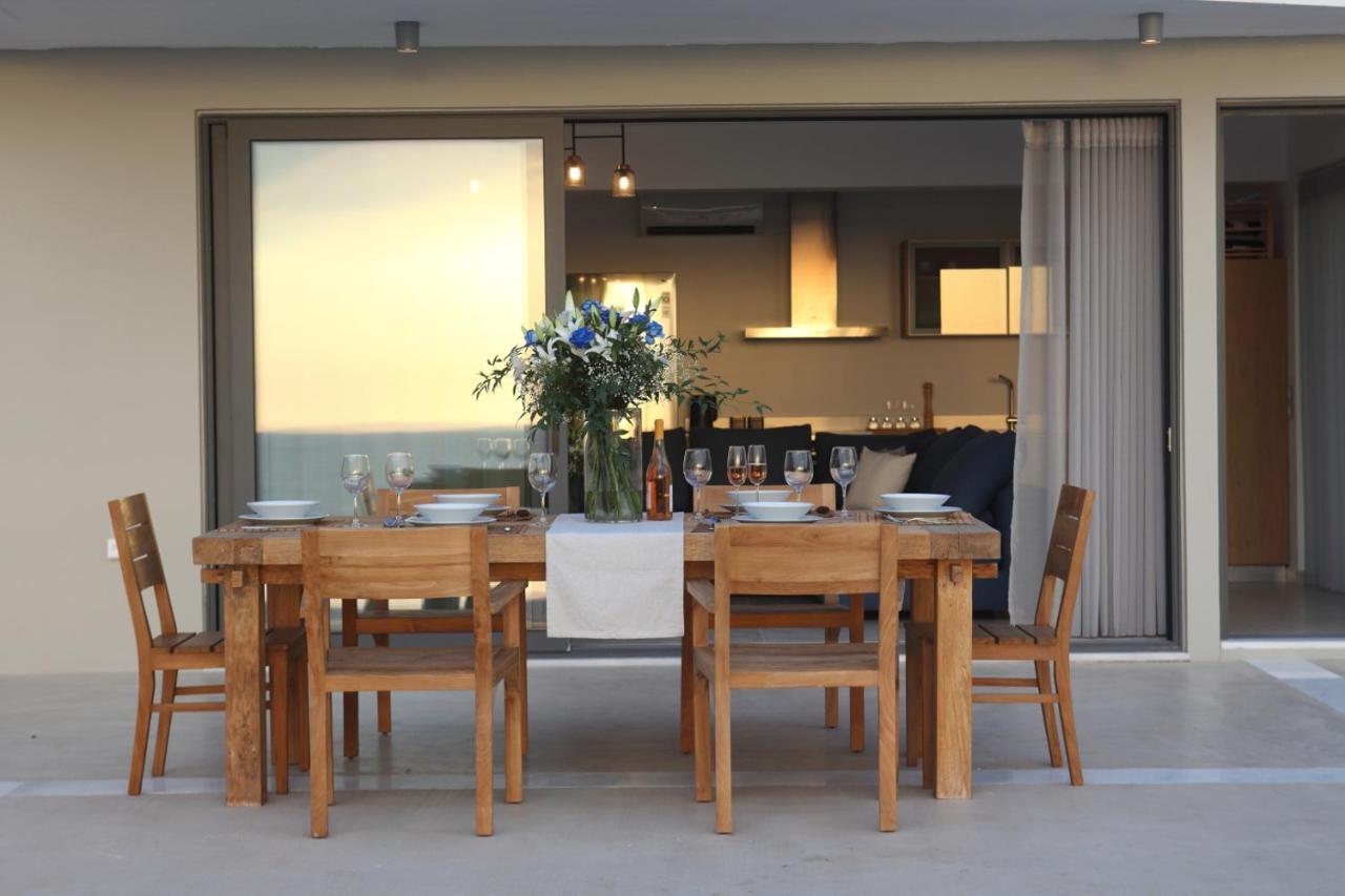 Capro - Milos Bay Villas Áyios Nikítas Dış mekan fotoğraf