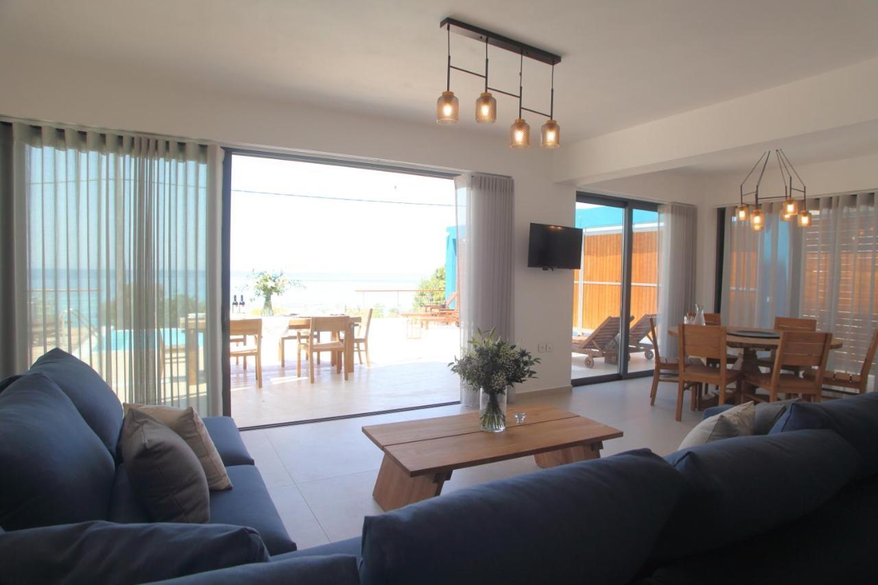 Capro - Milos Bay Villas Áyios Nikítas Dış mekan fotoğraf